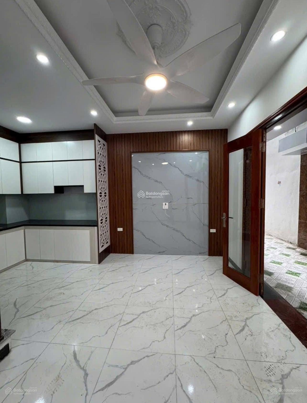 Bán nhà riêng tại Phụng Châu, Chương Mỹ, Hà Nội, 3,4 tỷ, 30 m2 cạnh bãi đỗ xe ô tô