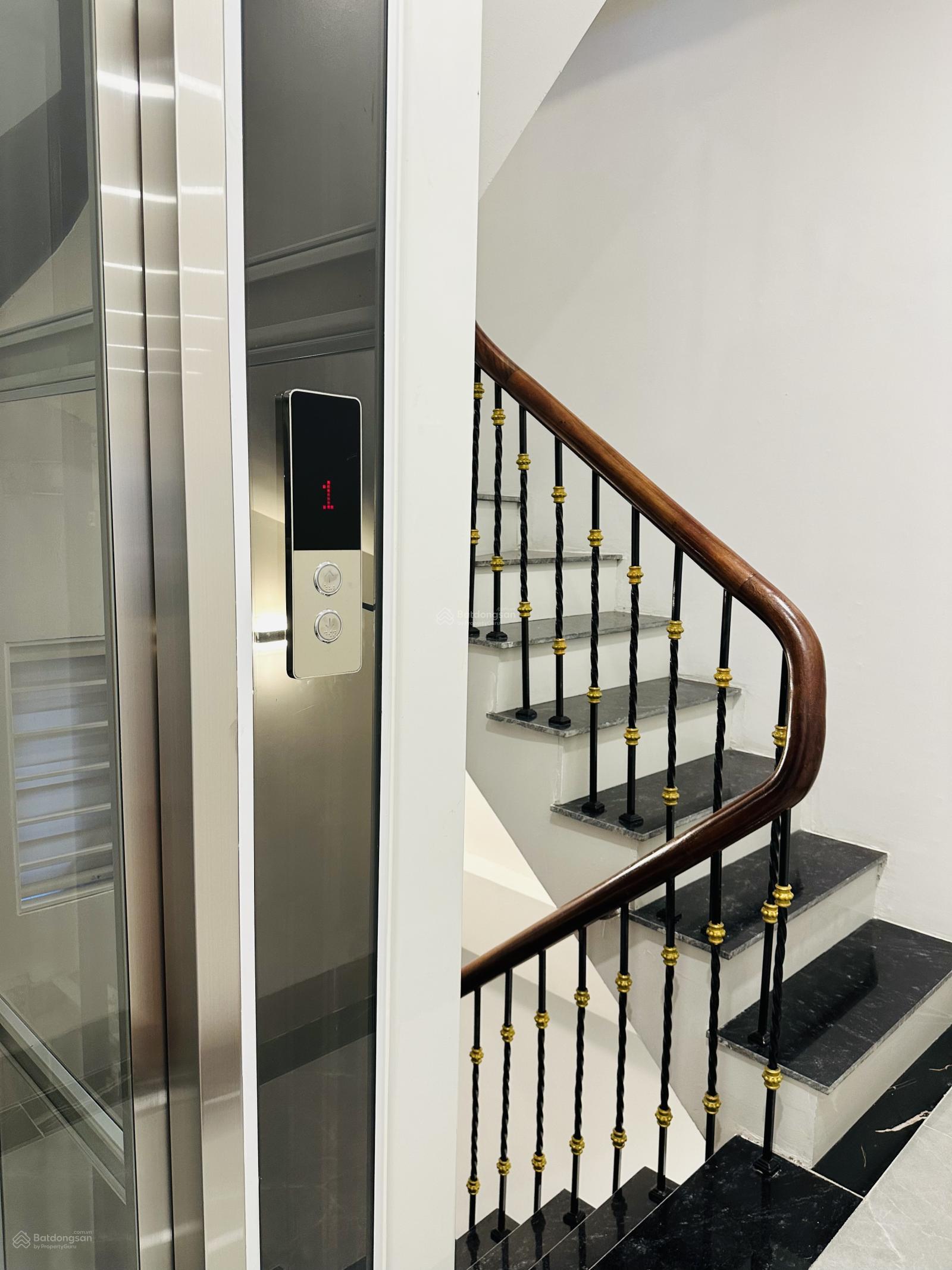 Chính Chủ Bán Nhà Xây Mới 6T Thang Máy Phố Xã Đàn-Hồ Đắc Di, Khu Dân Trí Cao, Cách Ô Tô 20m-9.6 Tỷ