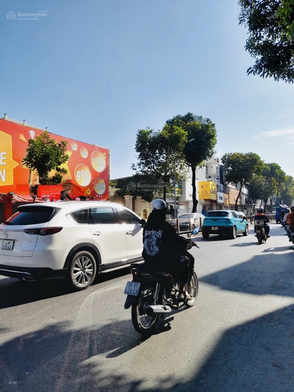 Nhỉnh 150tr/m2 hàng hiếm mặt tiền Quang Trung P10 20x62m, dtcn 1.240m2 vuông vức giá chỉ 185 tỷ