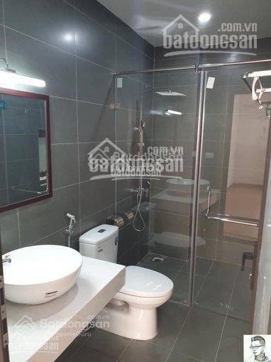 Bán nhà 8 tầng thang máy Huỳnh Thúc Kháng - Nguyên Hồng Láng Hạ Đống Đa. DT 60 m2, giá 40 tỷ Bán nhà 8 tầng thang máy Huỳnh Thúc Kháng - Nguyên Hồng Láng Hạ Đống Đa. DT 60 m2, giá 40 tỷ