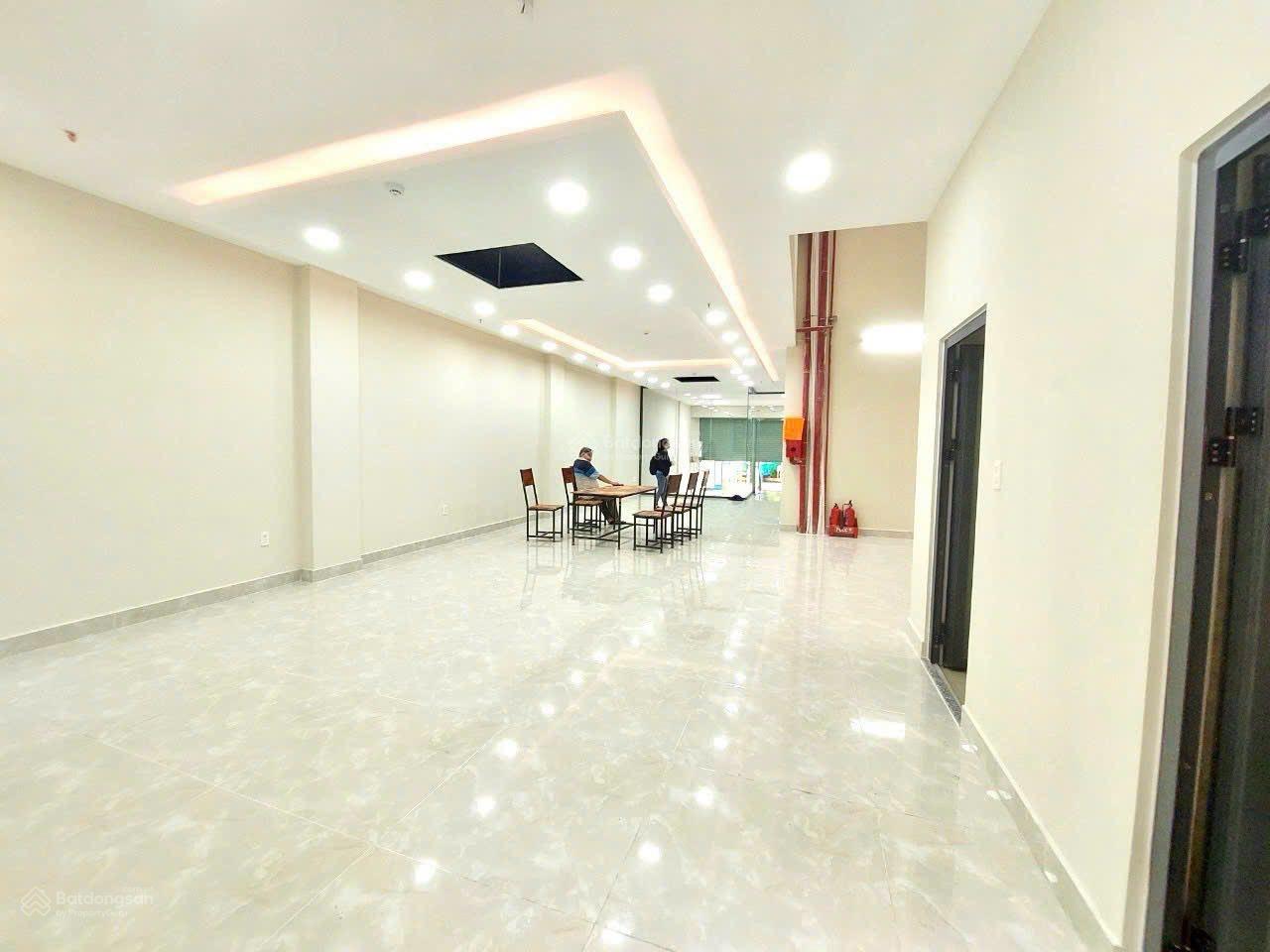 VP mặt tiền Hồ Hảo Hớn, DTCN 199m2, 1 hầm, 6 tầng, giá 115 tỷ TL VP mặt tiền Hồ Hảo Hớn, DTCN 199m2, 1 hầm, 6 tầng, giá 115 tỷ TL