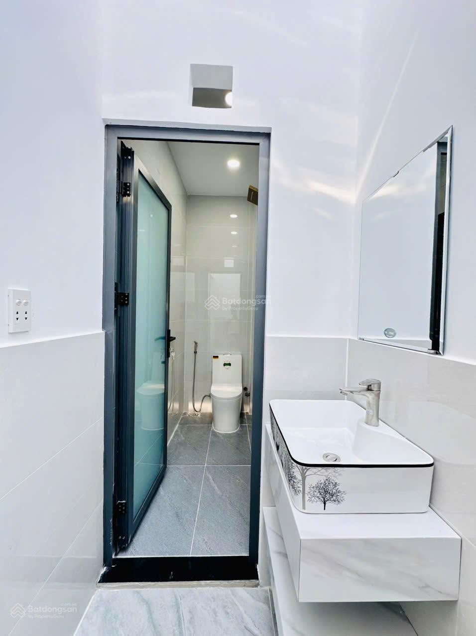 Bán nhà riêng tại Thạnh Lộc 19, 4,48 tỷ, 52m2, 2PN, 2WC, giá tốt, uy tín, Q12, HCM