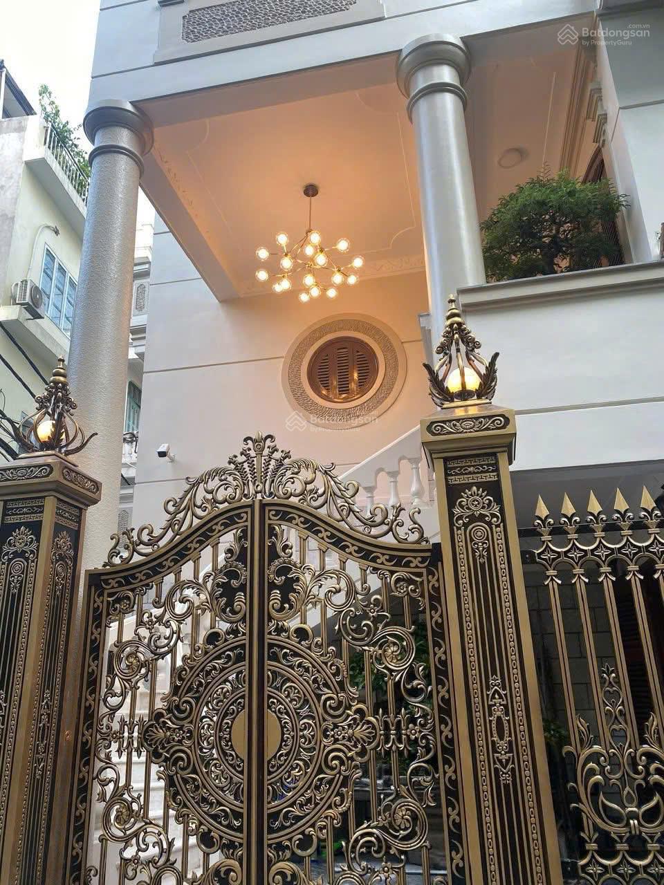 NHÀ LÔ GÓC ĐẸP ĐƯỜNG XUÂN DIỆU, TÂY HỒ, DT100M2, 5 TẦNG, THANG MÁY, FULL NỘI THẤT, MẶT TIỀN 9,50M.