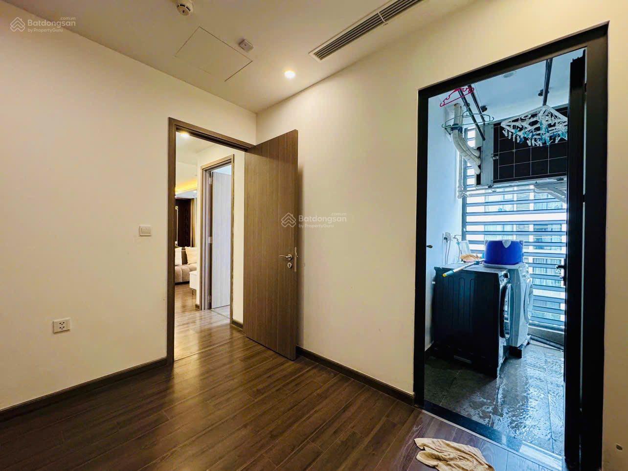 Cho thuê căn hộ Vinhomes Symphony, Long Biên. Căn hộ 4 ngủ siêu hiếm Nhà đẹp view đẹp