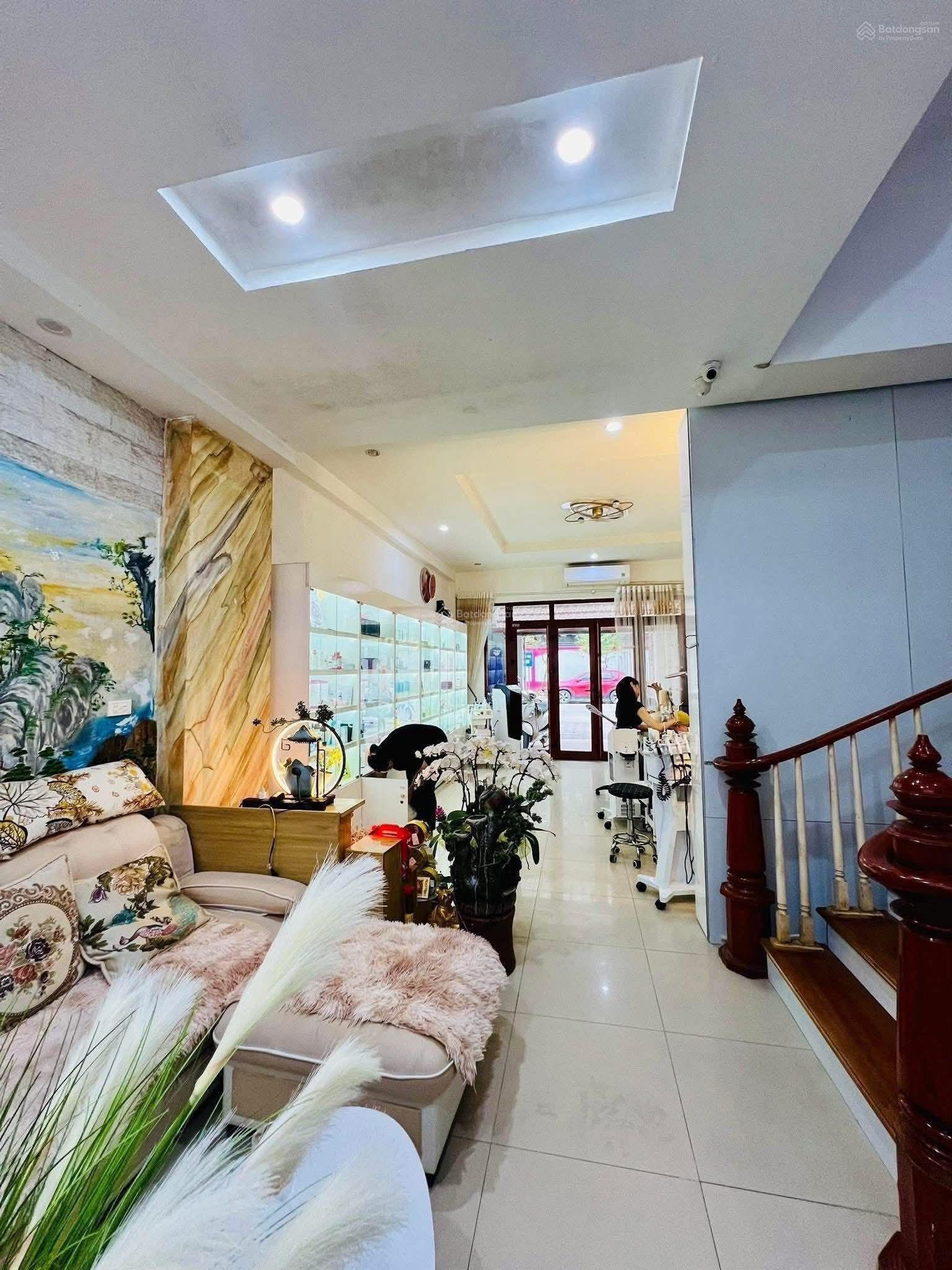 LK ĐẶNG XUÂN BẢNG, Thang máy View Chung cư, KD Spa, Nhà Thuốc... DT80m2 giá 28 tỷ LK ĐẶNG XUÂN BẢNG, Thang máy View Chung cư, KD Spa, Nhà Thuốc... DT80m2 giá 28 tỷ