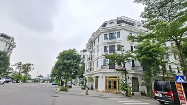 Độc quyền! Chủ cần Bán căn Luxury Kiến Hưng, 5T thang máy, kinh doanh, Giá đầu tư