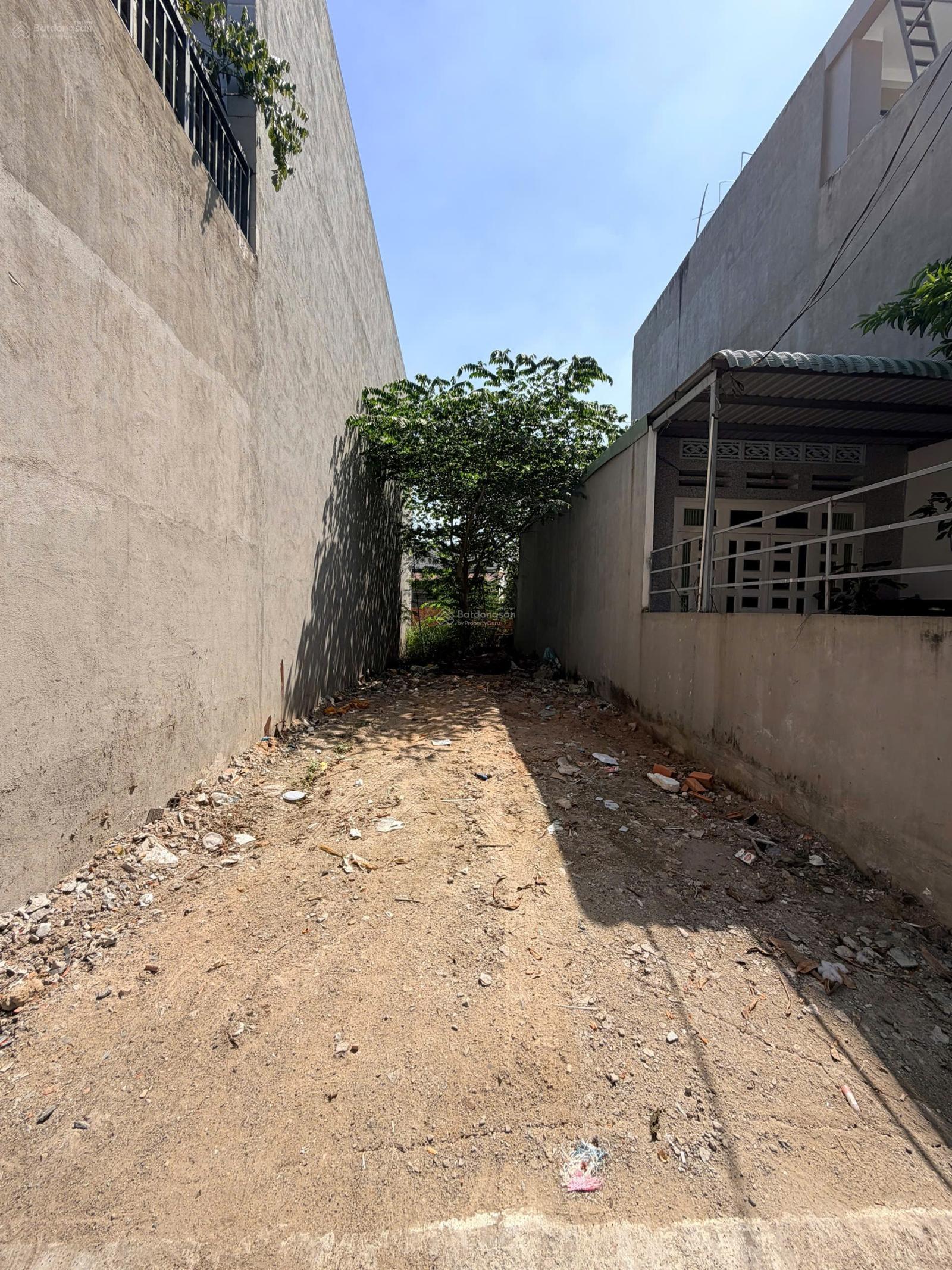 Bán đất (DT: 77m2 - 4m x 19m) thổ cư 100% vị trí 2 đường Bùi Hữu Nghĩa P. Biên Hoà. Giá 2,850 tỷ