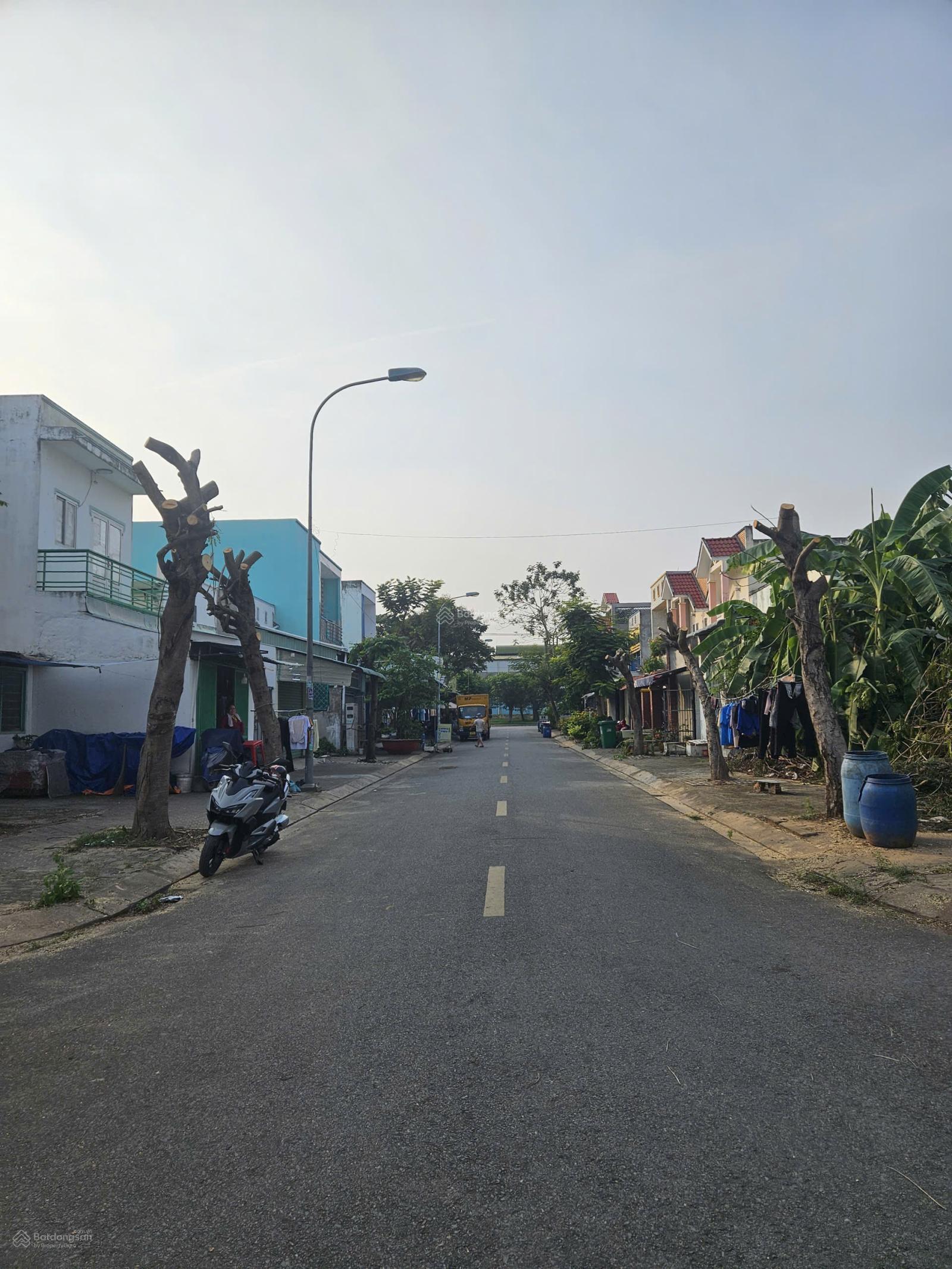 BÁN LÔ GÓC KINH DOANH SẦM UẤT 2 MẶT TIỀN THÔNG THOÁNG DT 147,5m2(8x20 - vạc góc)Giá Chỉ 4 ty 867 tr BÁN LÔ GÓC KINH DOANH SẦM UẤT 2 MẶT TIỀN THÔNG THOÁNG DT 147,5m2(8x20 - vạc góc)Giá Chỉ 4 ty 867 tr