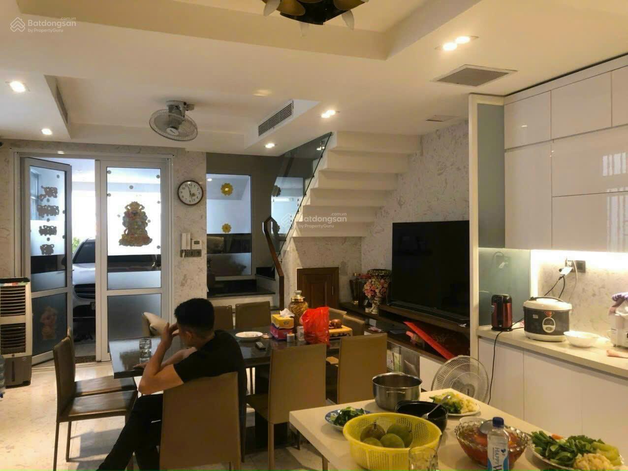 Bán nhà hẻm xe hơi Đường Lý Thường Kiệt 8 x 16m ( trệt + lầu) tiện xây mới - đối diện ĐH Bách Khoa