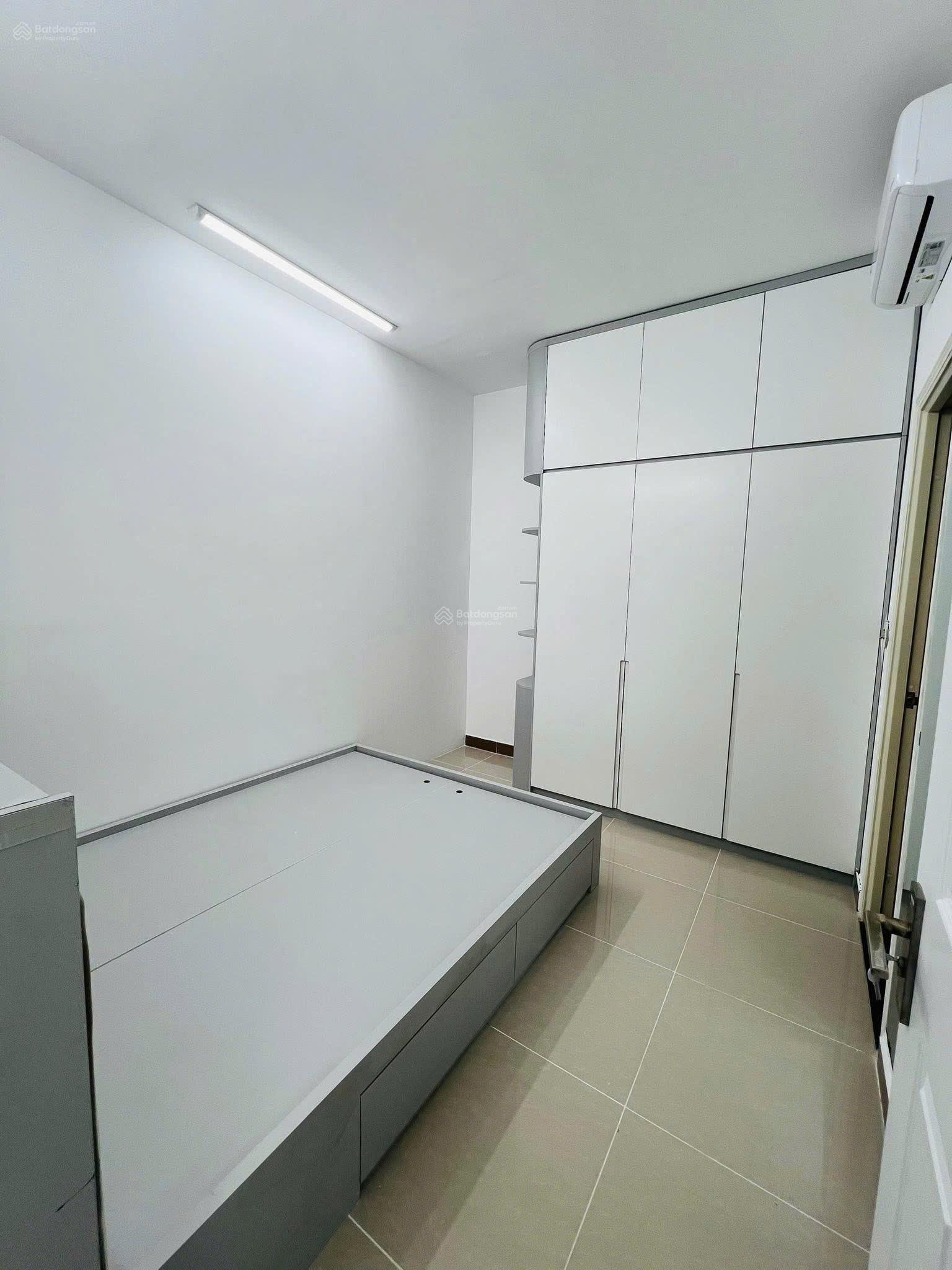 BÁN GẤP căn hộ 2PN, 2WC tại The Era Town, GIẢM MẠNH 3,2 tỷ, 59m2, sổ hồng . Lh: 0902 952 *** Huệ