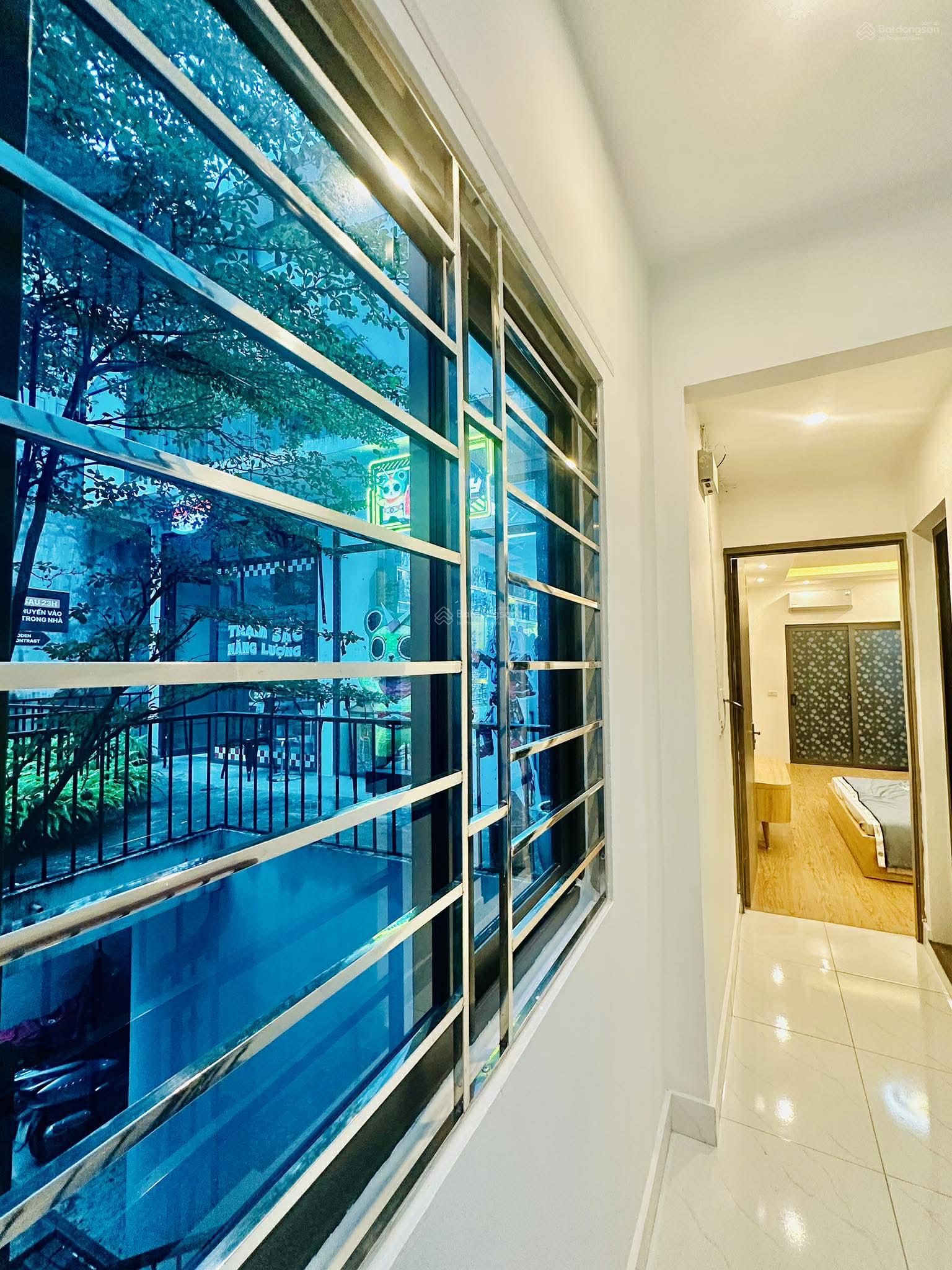 P. Văn Miếu, sổ đỏ 46m2, chỉ hơn 8 tỷ, tặng full nội thất. Xem ngay! 0972 174 ***