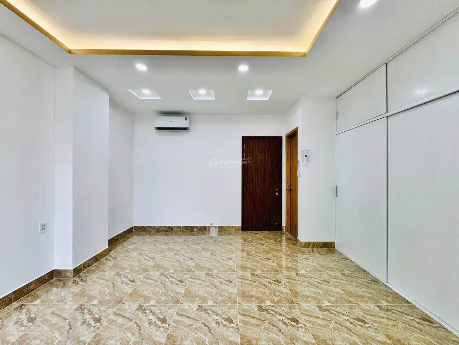 Nhà 2 lầu mới đường Nguyễn Thái Sơn, P4, Quận - GV Nhà 2 lầu mới đường Nguyễn Thái Sơn, P4, Quận - GV