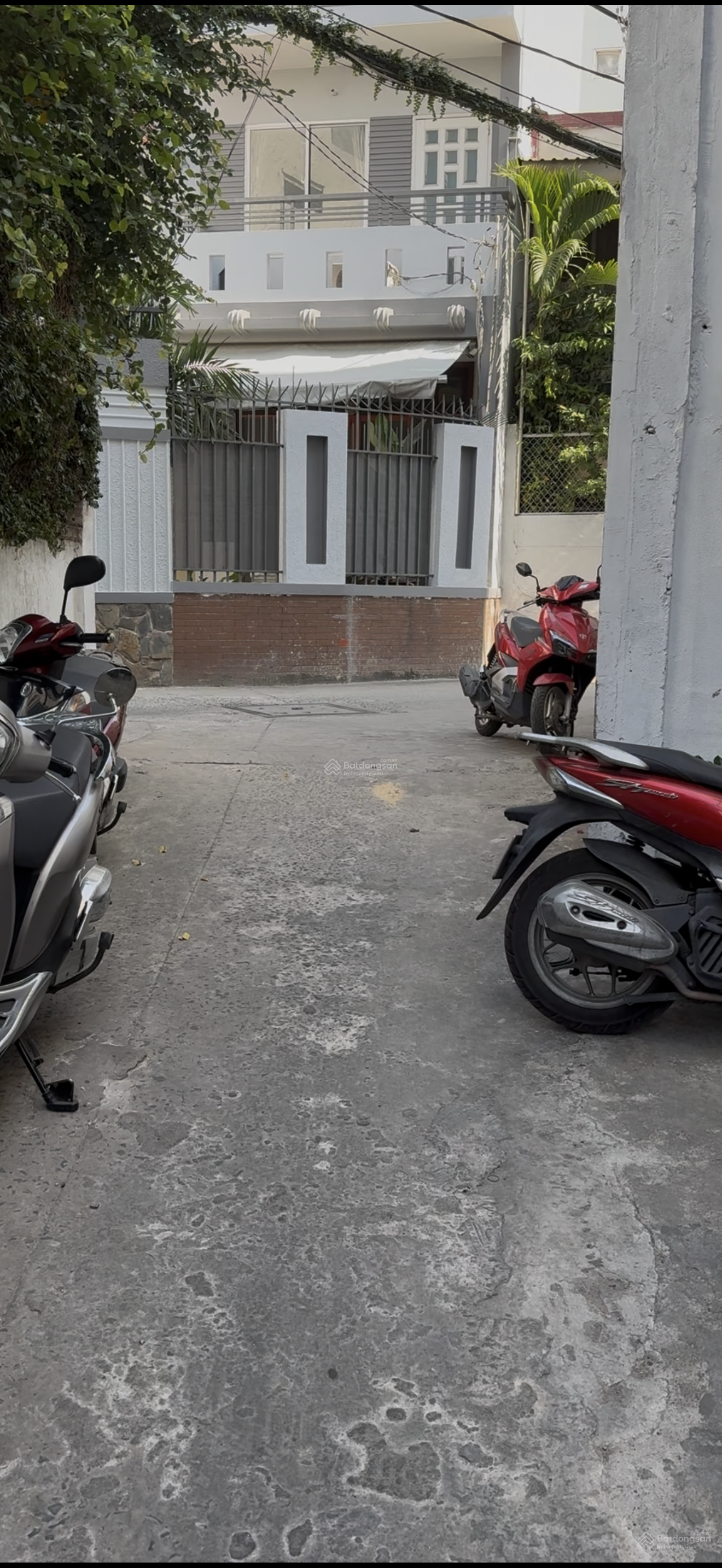 Nhà 2 lầu mới đường Nguyễn Thái Sơn, P4, Quận - GV Nhà 2 lầu mới đường Nguyễn Thái Sơn, P4, Quận - GV