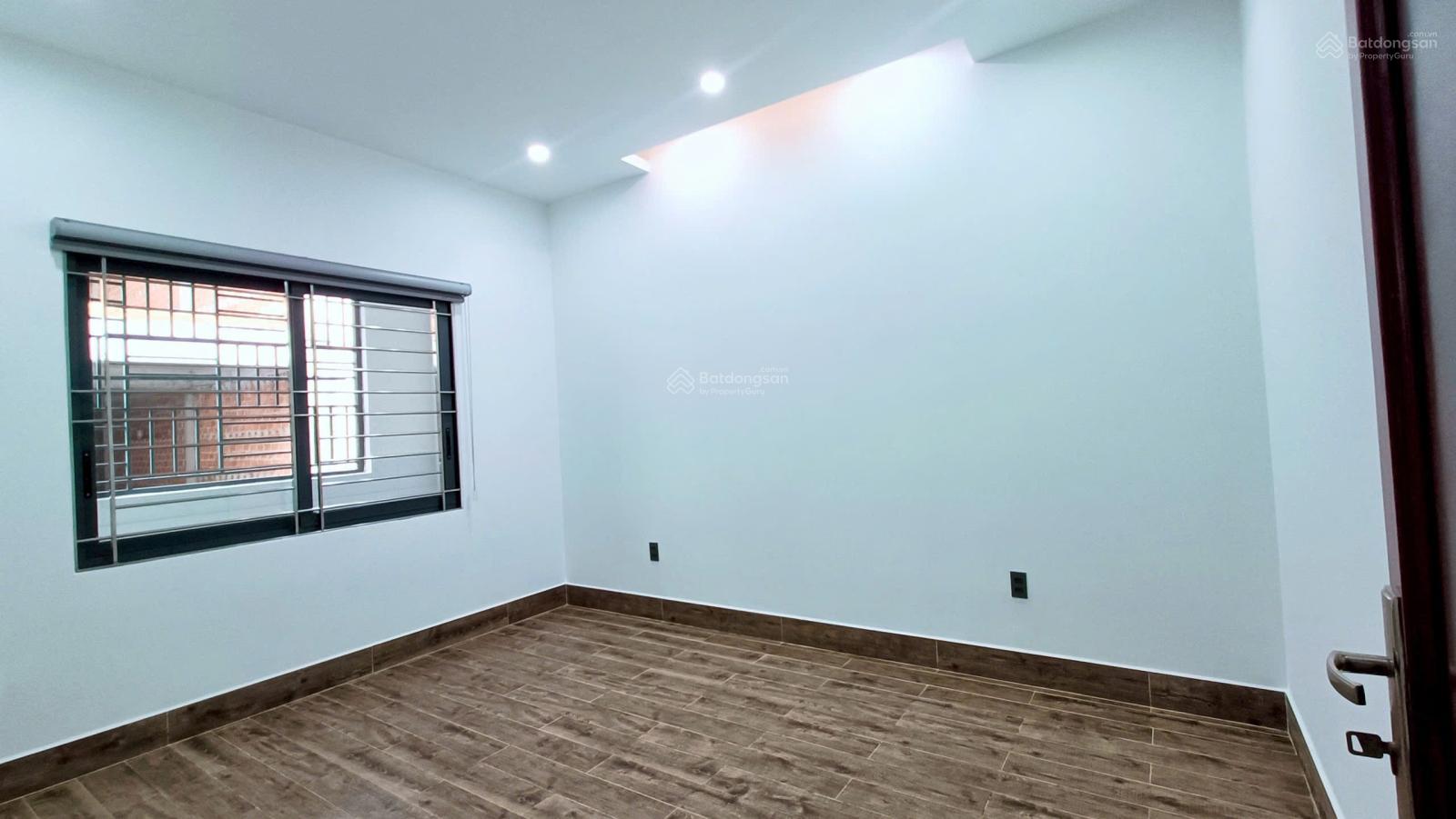 Nhà 1 trệt 1 lầu ĐS15 KDC Hiệp Thành 3 diện tích đất: 5x20m, 100% thổ cư chỉ 5 tỷ 990 còn TL Nhà 1 trệt 1 lầu ĐS15 KDC Hiệp Thành 3 diện tích đất: 5x20m, 100% thổ cư chỉ 5 tỷ 990 còn TL