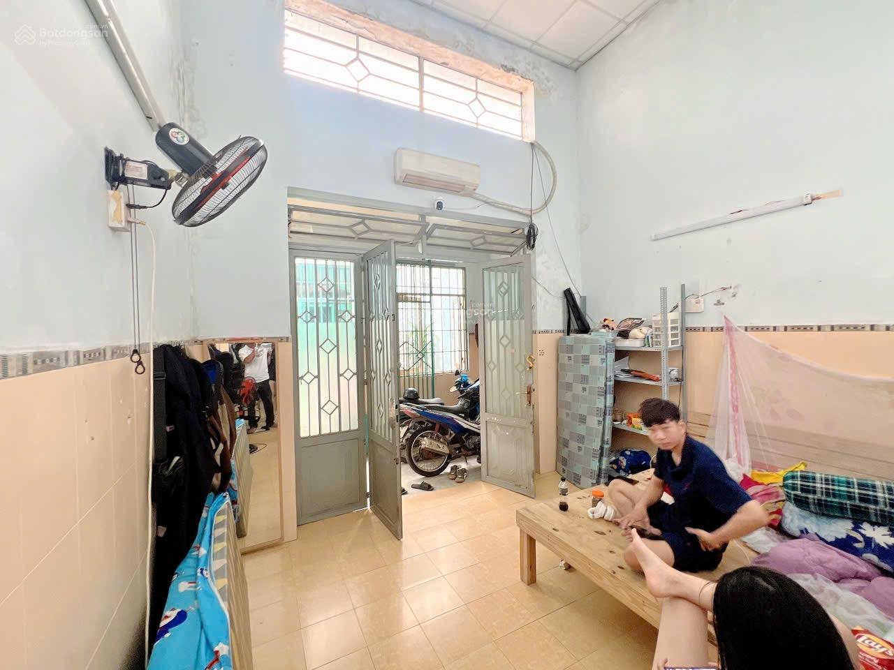 Nhà 2 tầng trung tâm Phước Long A, ngay Metro Bình Thái, 15 phút tới quận 1, chỉ 3.65 tỷ Nhà 2 tầng trung tâm Phước Long A, ngay Metro Bình Thái, 15 phút tới quận 1, chỉ 3.65 tỷ