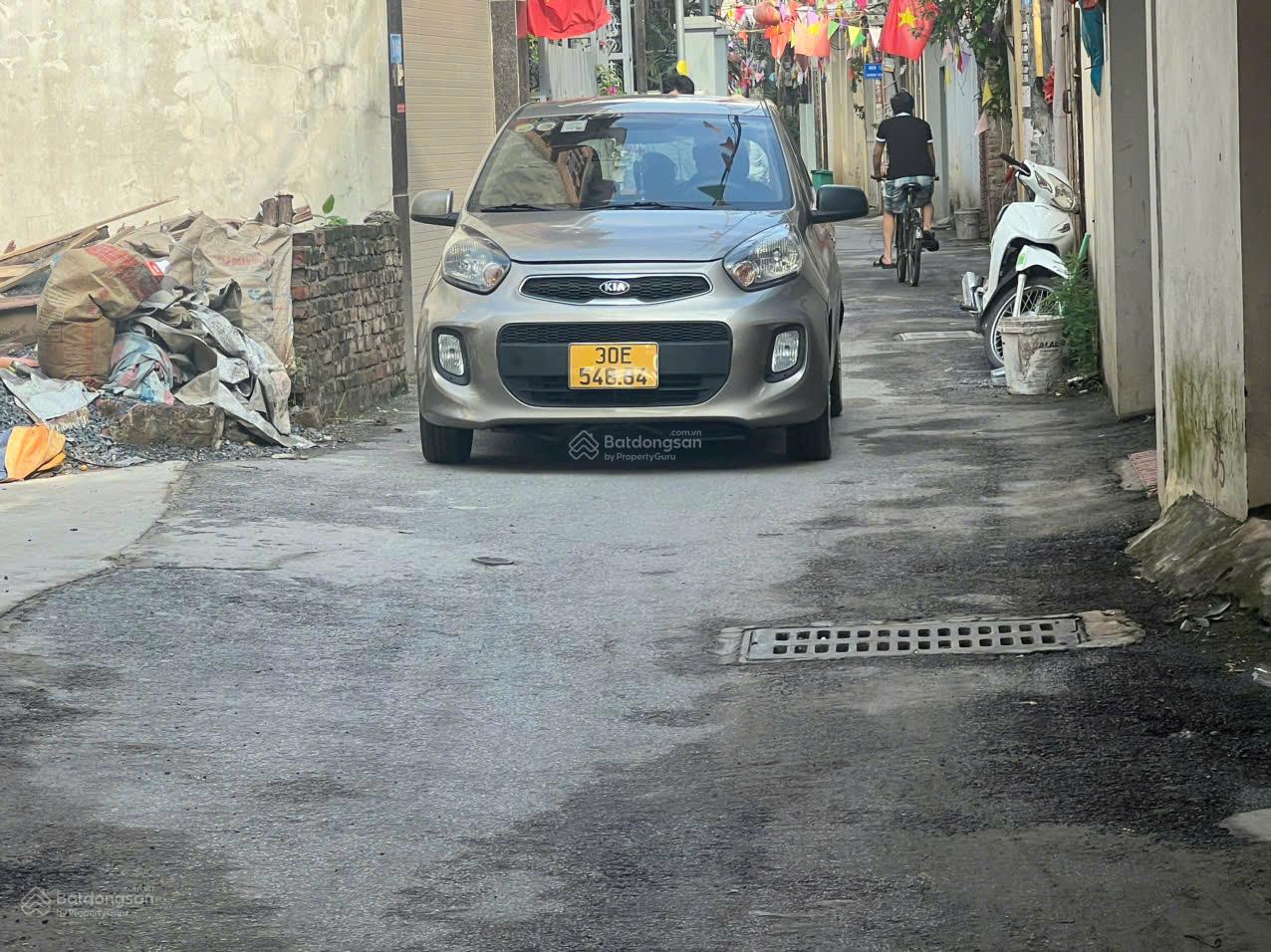 Chị Bạo chính chủ gửi bán Liên Mạc mảnh đất vàng, ô tô ngủ trong nhà