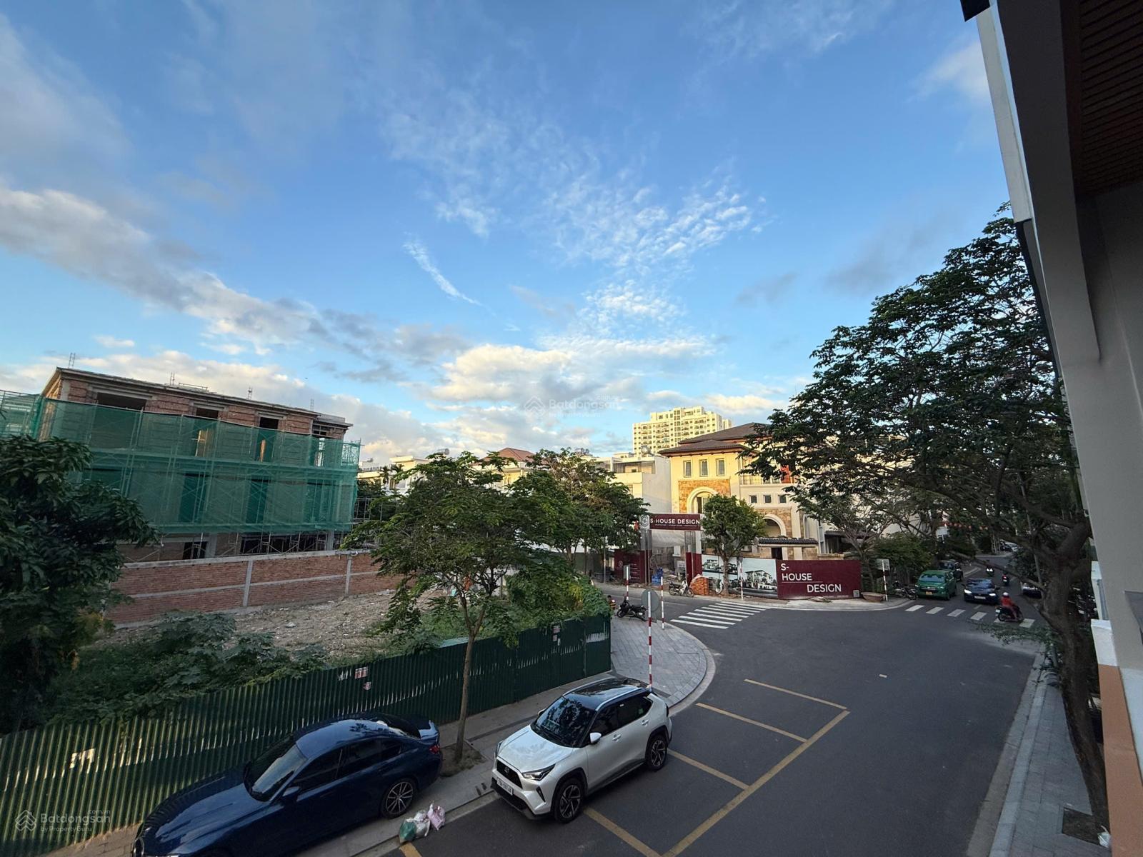 BÁN CĂN NHÀ 3 TẦNG MỚI ĐẸP CÓ SỔ HỒNG KHU ĐÔ THỊ VCN PHƯỚC HẢI NHA TRANG