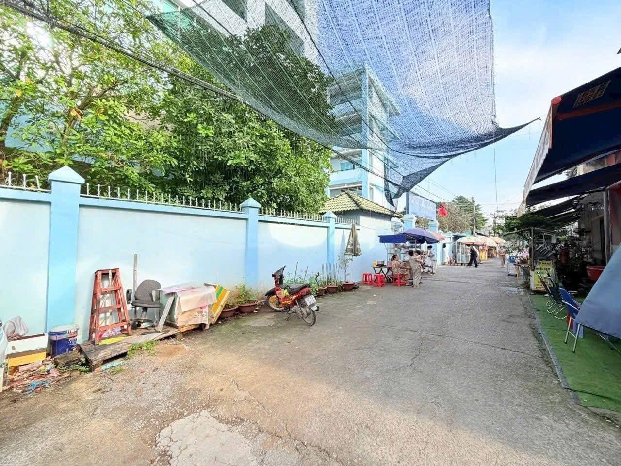 CHỦ GỬI BÁN NHÀ 1 TRỆT 1 LẦU PHƯỜNG TRẤN BIÊN ( bửu long củ). DT: 6,6x12,1= 80M2. GIÁ: 2TỶ8