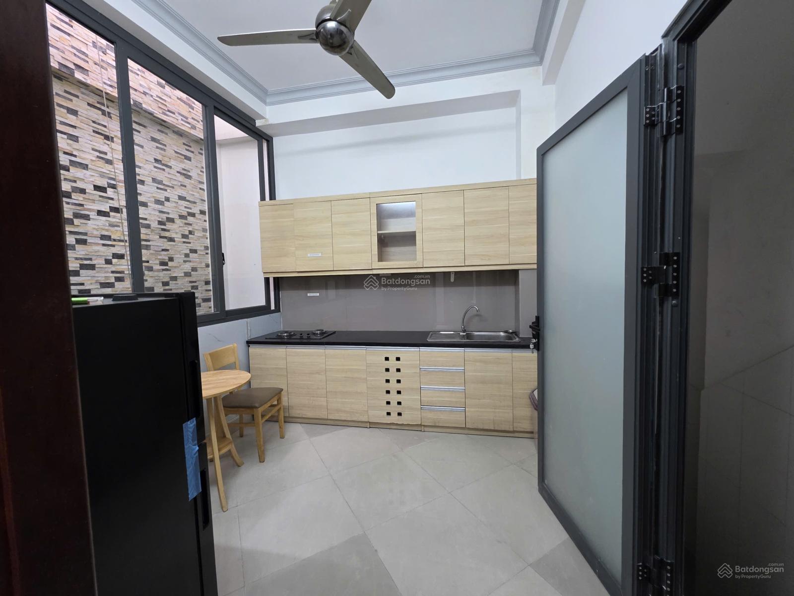 Hẻm xe hơi nhà đẹp đón tết, Thiên Phước, P 9, Quận Tân Bình. DT 4.8x10m. 3 lầu