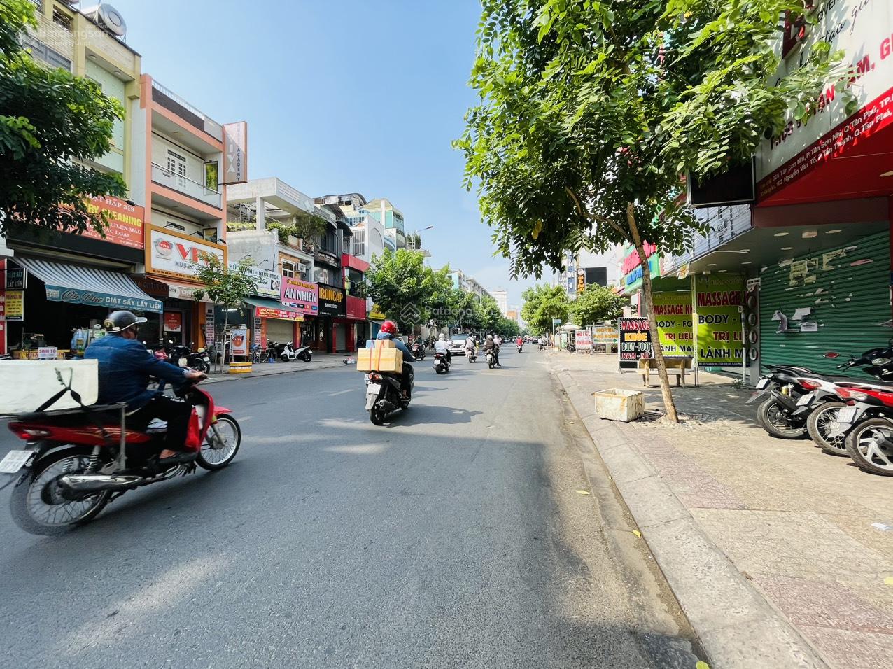 Bán nhà MT đường Tân Sơn Nhì, quận Tân Phú (4x20m vuông) Nhà 1 Lầu, HĐ thuê 25 triệu/tháng