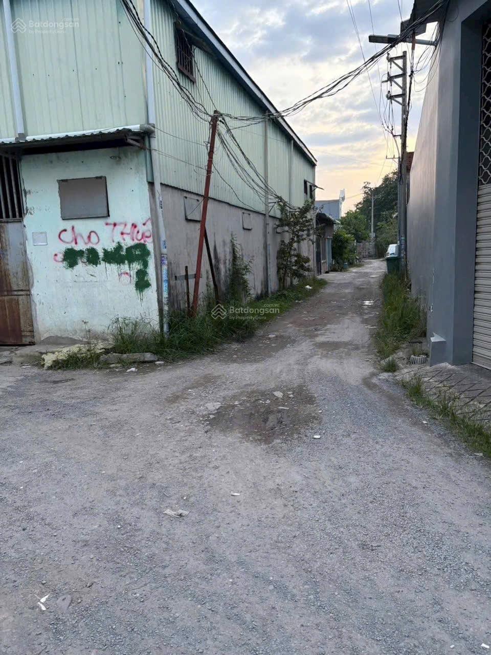 Kho Vĩnh Phú  sát cầu Vĩnh Bình 208m2 (11  18)  xe tải ra vào