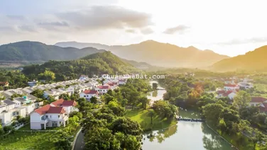 Bán Căn Biệt Thự Khu C Xanh Villas Diện Tích 258m2 - Thế Đất Bằng Phẳng - View Đẹp - Không Lỗi