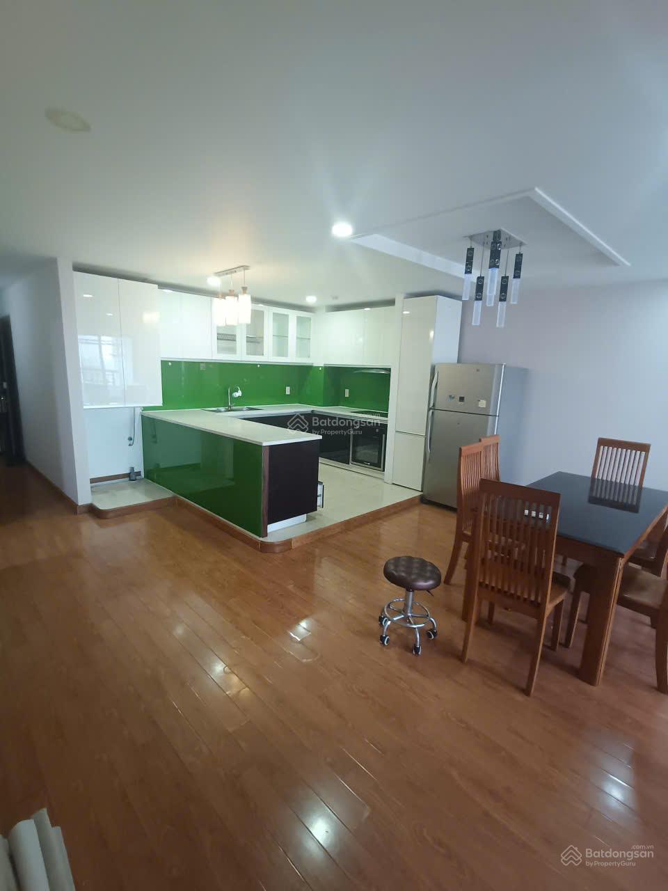 Cư dân 4S Riverside Bình Triệu cần cho thuê căn hộ 2PN WC 72 m2 giá 11 tr/th. 0902 509 ***