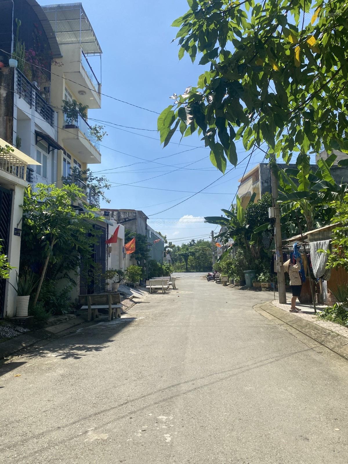91m2. Góc 2 mặt tiền cạnh Long Thuận Village Riverside. SHR. Gấp bán: 4 tỷ chín