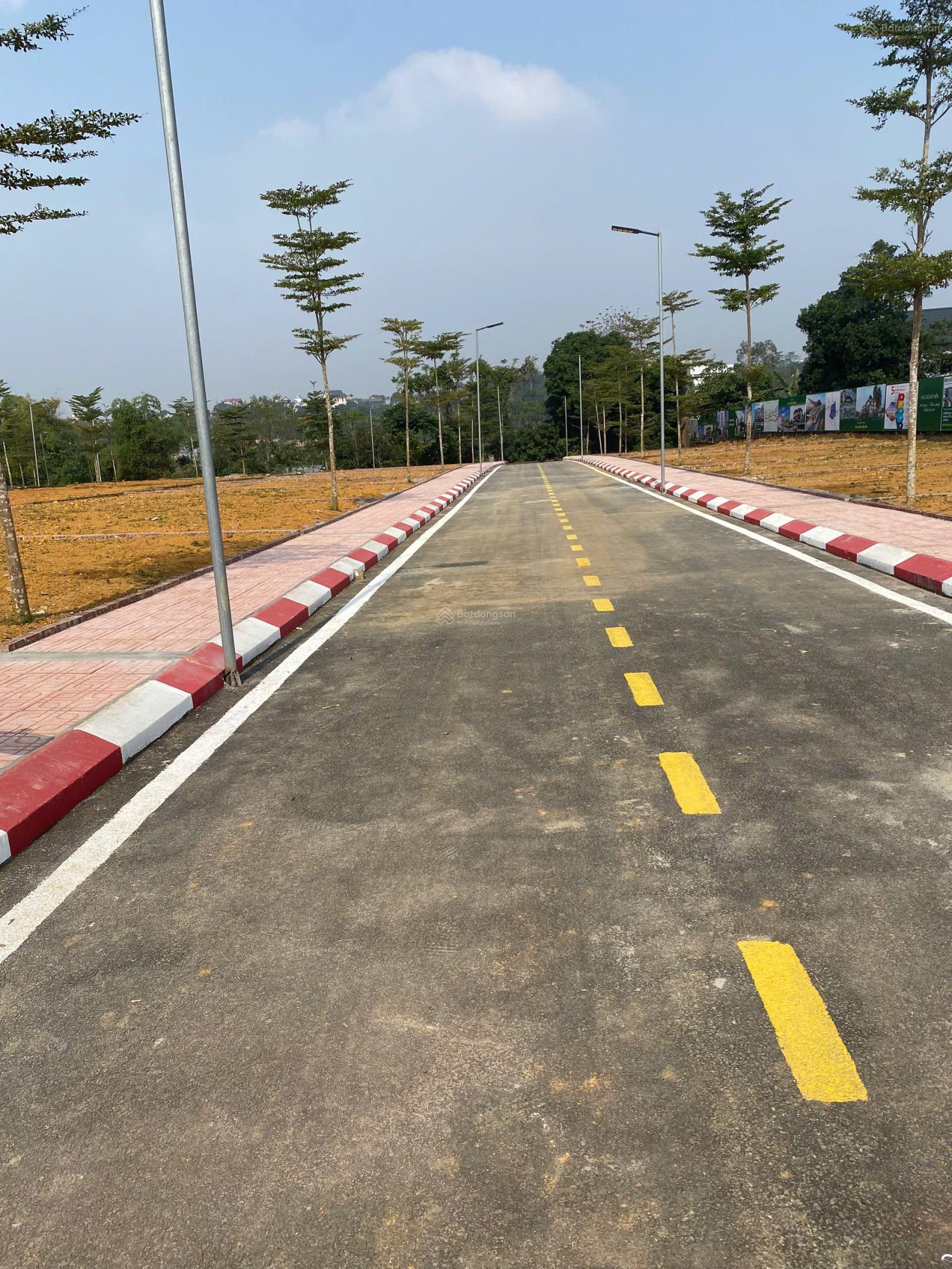 Siêu hiếm tại Phú Cát, Quốc Oai, , Sổ đỏ từng lô, Đường rộng, DT 106m2, Giá chỉ 30 triệu / m2, Siêu hiếm tại Phú Cát, Quốc Oai, , Sổ đỏ từng lô, Đường rộng, DT 106m2, Giá chỉ 30 triệu / m2,