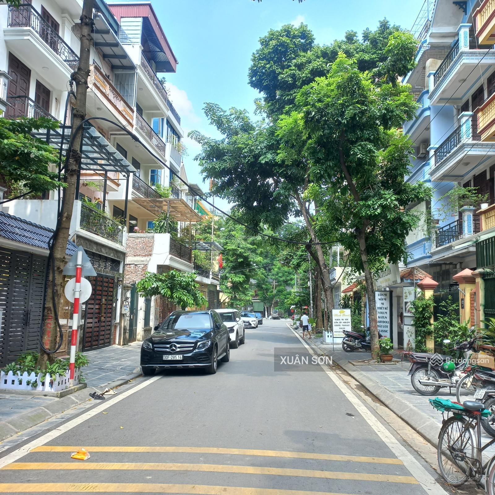 Cho thuê nhà LK Trung Yên - Trung Hòa, DT 90m*4 tầng, khu phân lô, đường thông, oto đỗ cửa, 30tr