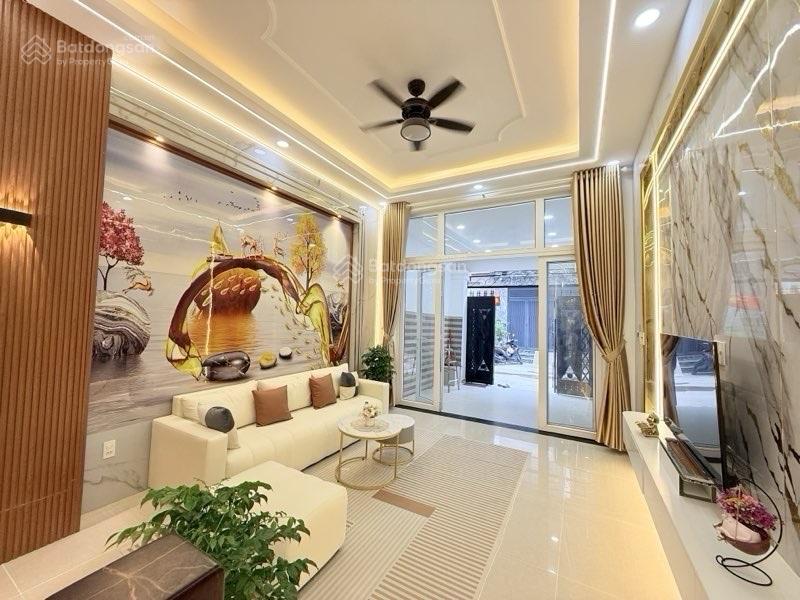 Bán nhà 4 Tầng TL13 P.An Phú Đông Ngay Trung Tâm Hành 9 Mới