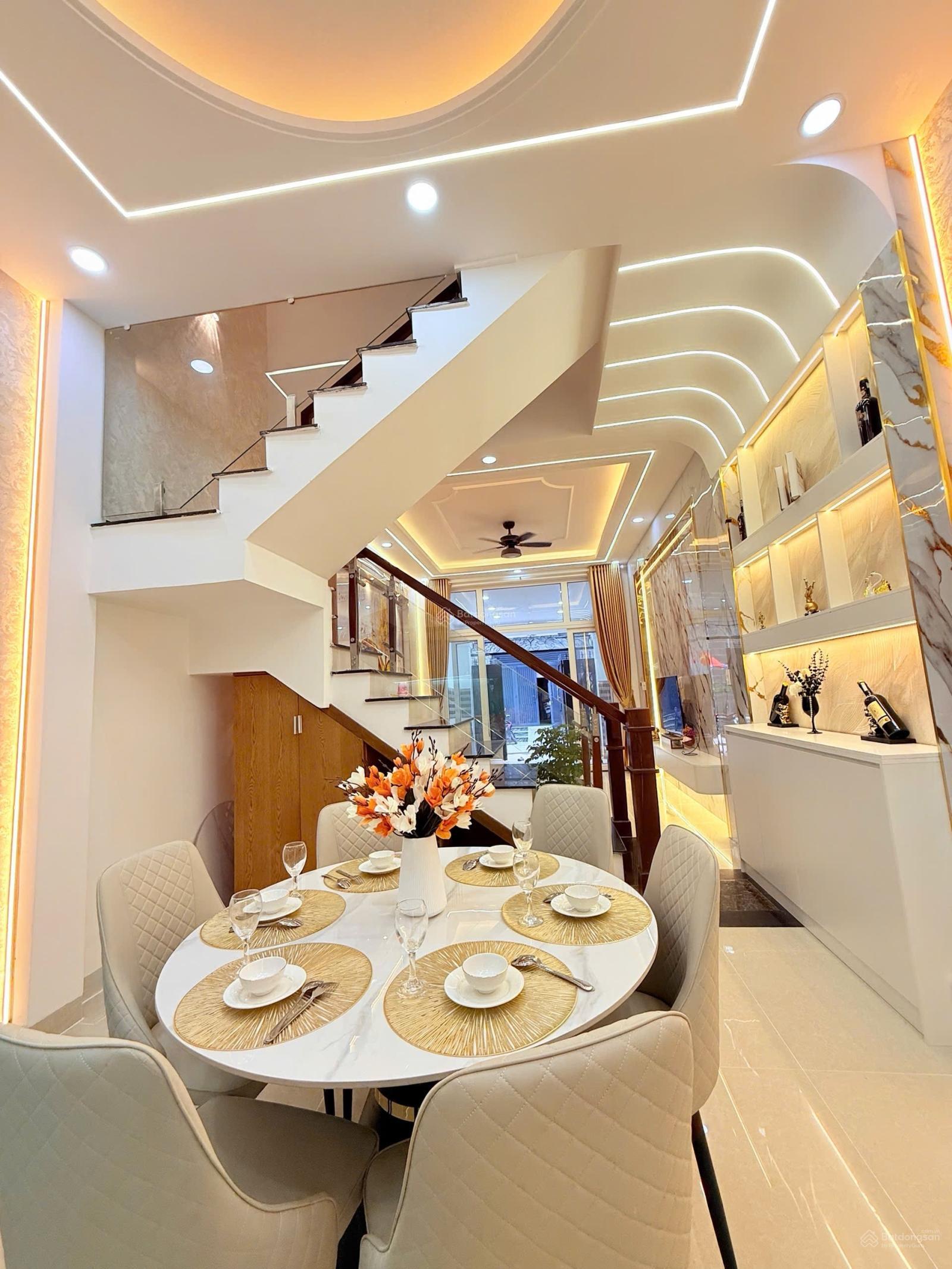 Bán nhà 4 Tầng TL13 P.An Phú Đông Ngay Trung Tâm Hành 9 Mới