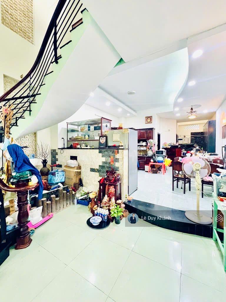 Gấp bán 18.5 tỷ giảm về 16.49 tỷ - bán gấp villa 3 tầng 140m2 (6mx23m) - hẻm xe hơi gần Hàng Xanh