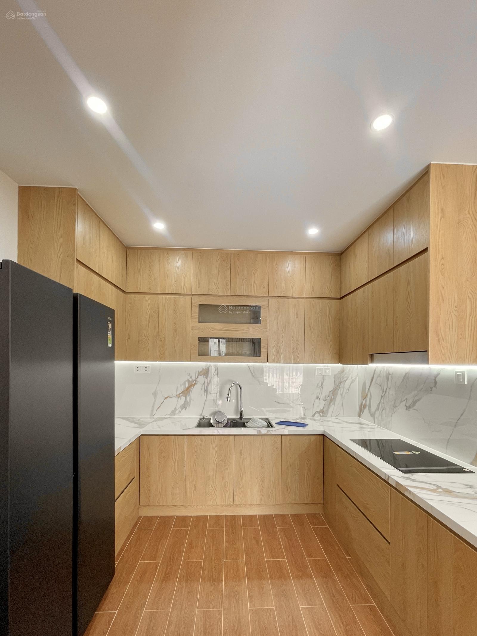 Cho thuê căn hộ 2PN 2PN full nội thất Quận 7 mới 100% gần RMIT, TDTU - LH 0772 605 *** gặp Phụng