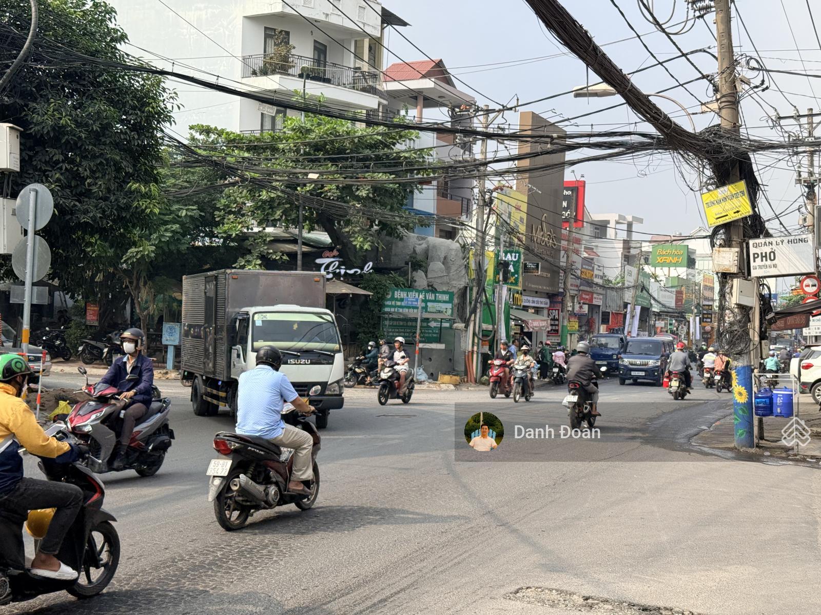 ~200tr/m2 mặt tiền trục thương hiệu Nguyễn Duy Trinh Q2|895m2 ngang 29m|Sẵn HĐT 120tr/tháng