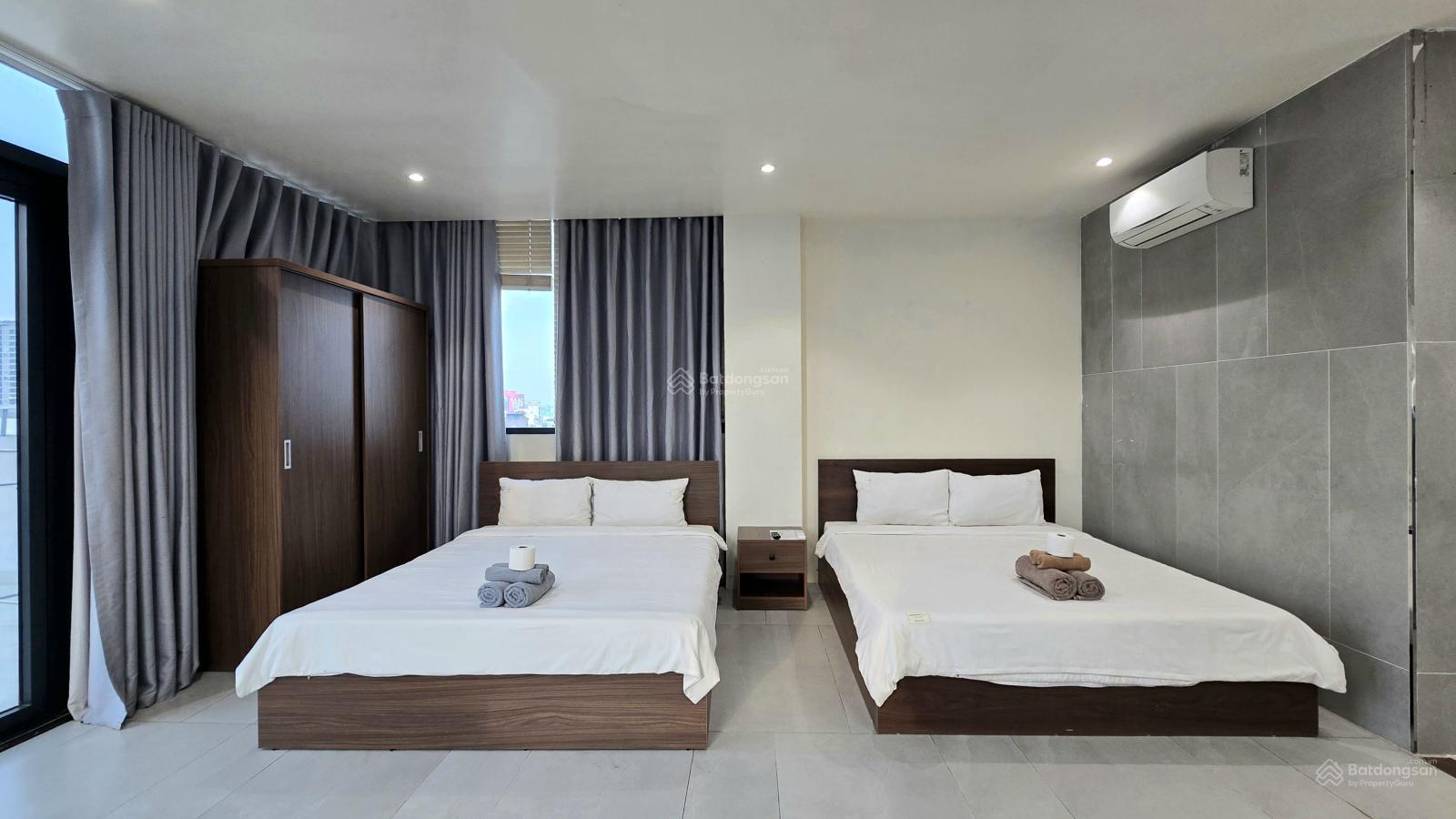 Cho thuê căn hộ cao cấp ngay khu Phan Xích Long view city free dọn phòng, thay drap hằng tuần