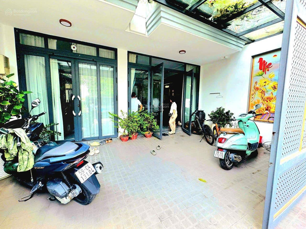 Bán nhà Kdc Phú mỹ,liền kề Phú mỹ hưng ngang 7m..Giá chỉ 16,9 tỷ