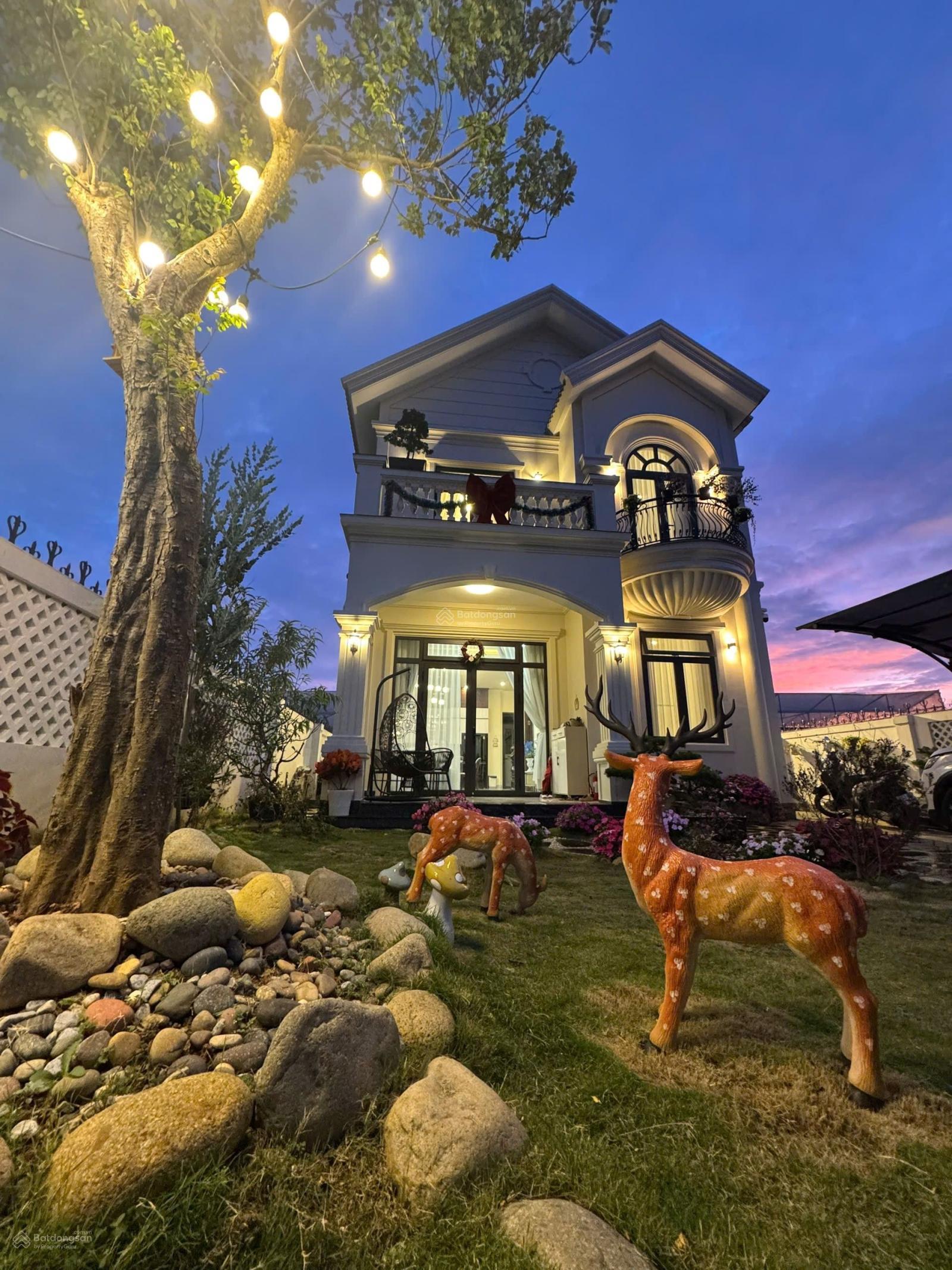 VILLA MỚI ĐẸP SÂN VƯỜN RỘNG ĐƯỜNG BẰNG PHẲNG YÊN TĨNH VILLA MỚI ĐẸP SÂN VƯỜN RỘNG ĐƯỜNG BẰNG PHẲNG YÊN TĨNH