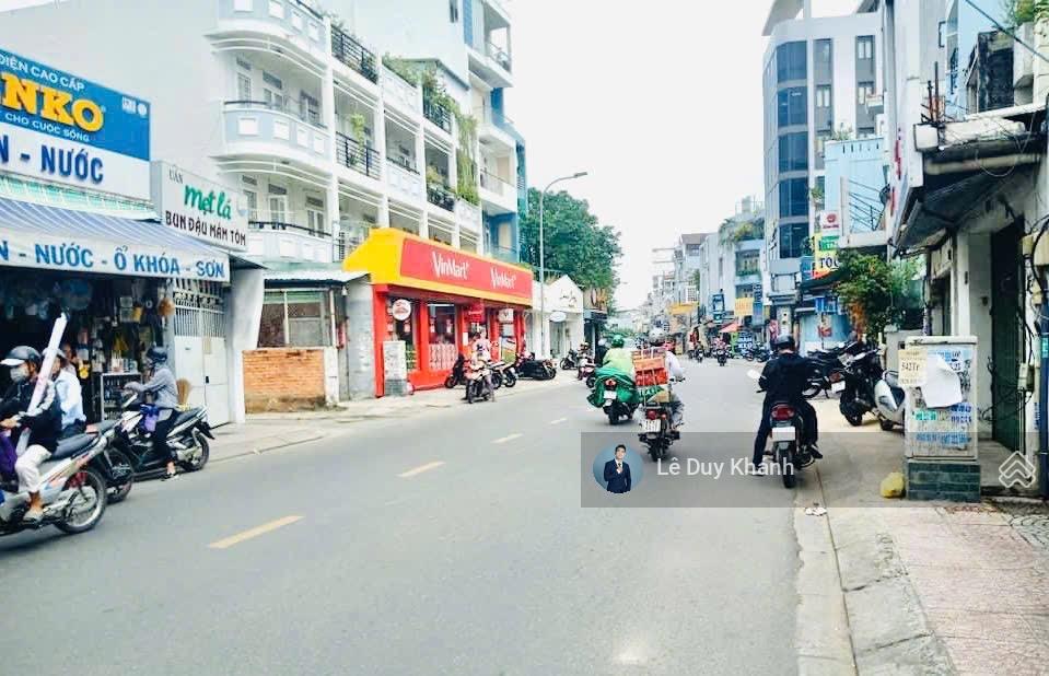 Hàng hiếm xây CHDV (hầm + 6 tầng) - Bán nhà nát 2 tầng 100m2 - Lô góc hẻm xe tải Nguyễn Văn Đậu Hàng hiếm xây CHDV (hầm + 6 tầng) - Bán nhà nát 2 tầng 100m2 - Lô góc hẻm xe tải Nguyễn Văn Đậu