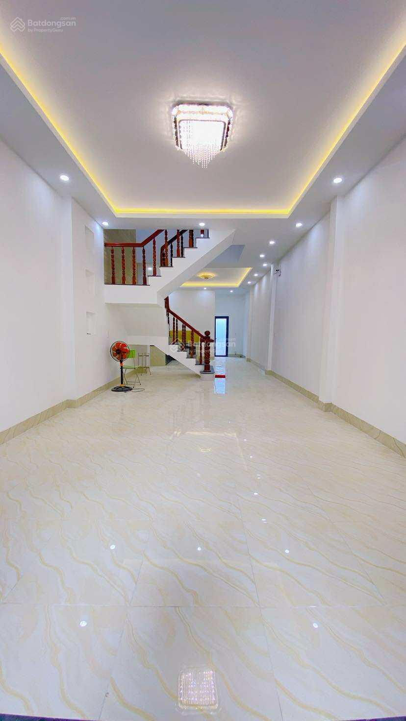 Cho thuê nhà 1 lầu gần Coopmart Bình Thuỷ 10 triệu tiện văn phòng