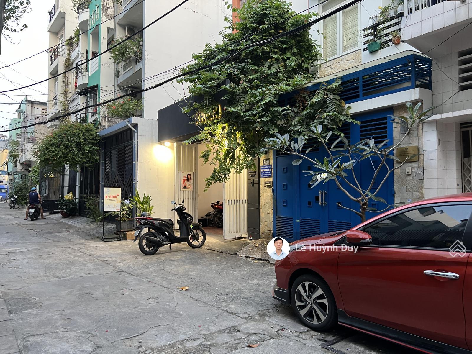 Hẻm xe hơi - Thích Quảng Đức - 4 tầng ngang 4,2m x dài 20m - xe hơi ngủ nhà - 18 tỷ