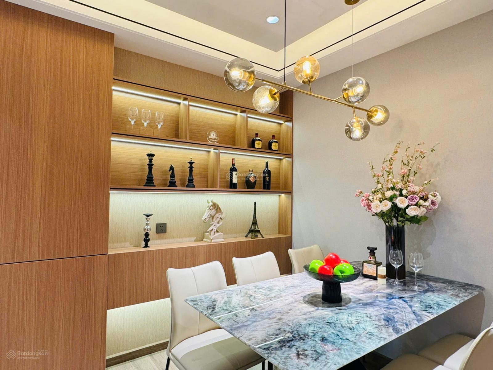 Chính chủ bán căn hộ 96m2 - 3pn2vs chung cư Green Park. Giá 9,35 tỷ bao hết phí. Liên hệ 0985 222 ***