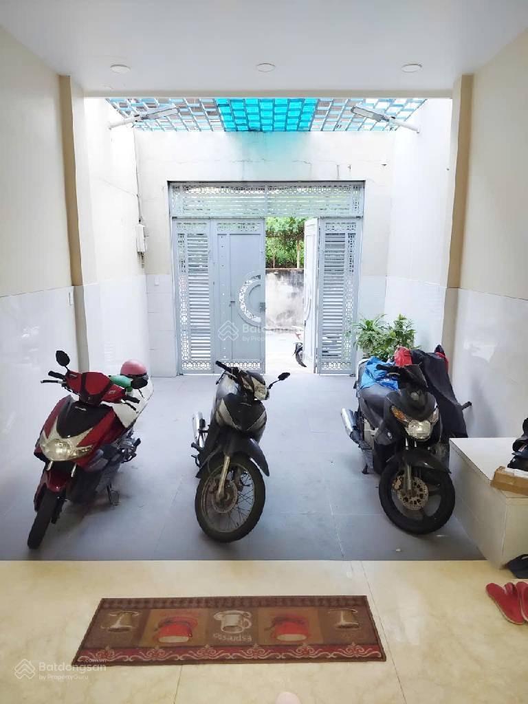 GIẢM 2,3 TỶ - BÁN GẤP NHÀ 3 TẦNG - MẶT TIỀN NỘI BỘ LŨY BÁN BÍCH - 4x30m - TÂN PHÚ - GẦN ĐẦM SEN