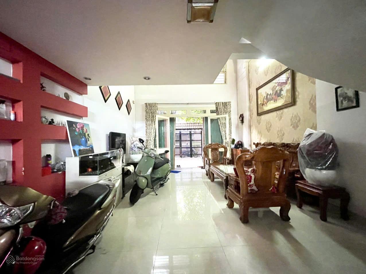 Hẻm xe hơi - 5.8 tỷ - 80m² - ngang 5m nở hậu - 1 sẹc Quang Trung - P10 - có PN trệt Hẻm xe hơi - 5.8 tỷ - 80m² - ngang 5m nở hậu - 1 sẹc Quang Trung - P10 - có PN trệt