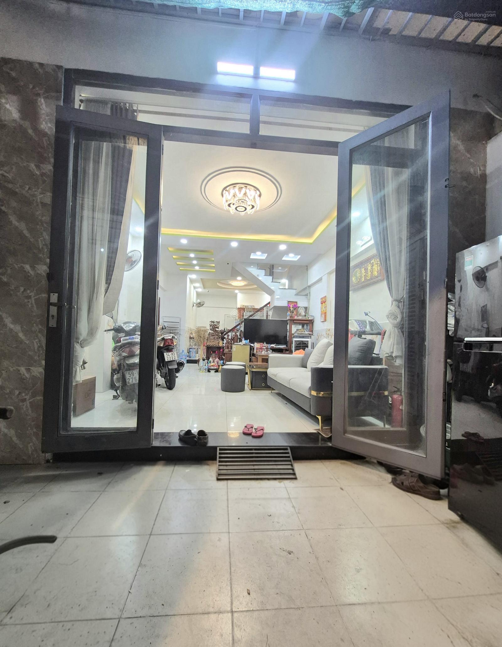 Hẻm xe hơi - 5.8 tỷ - 80m² - ngang 5m nở hậu - 1 sẹc Quang Trung - P10 - có PN trệt Hẻm xe hơi - 5.8 tỷ - 80m² - ngang 5m nở hậu - 1 sẹc Quang Trung - P10 - có PN trệt