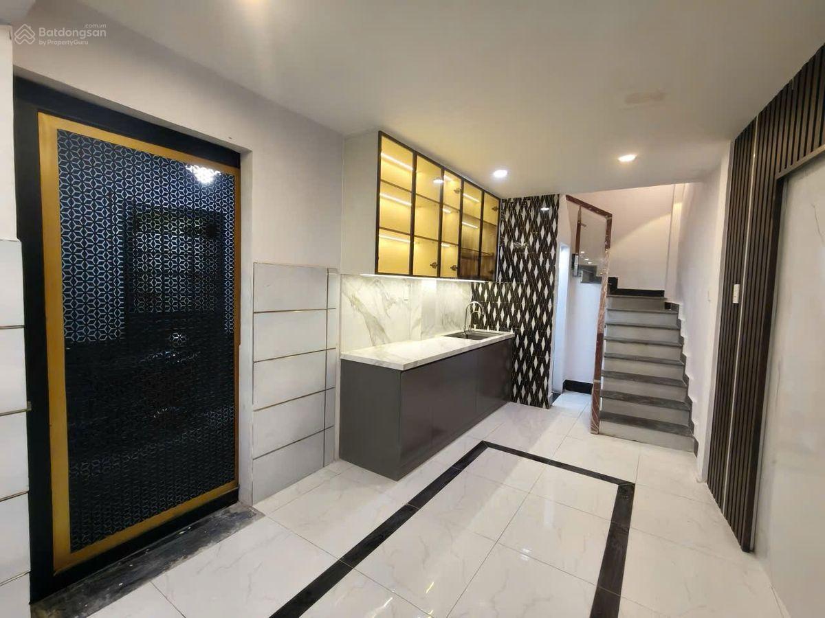 Chỉ 5.28 tỷ có ngay siêu phẩm full nội thất đón tết. Sát HXH Nguyễn Tri Phương. 3 tầng Chỉ 5.28 tỷ có ngay siêu phẩm full nội thất đón tết. Sát HXH Nguyễn Tri Phương. 3 tầng