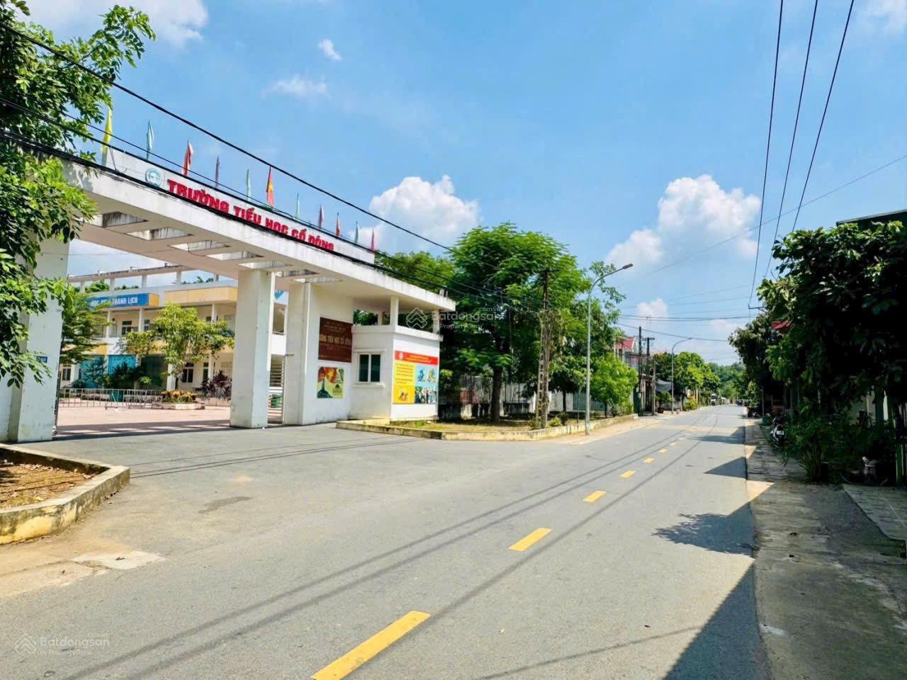 Bói đâu ra mảnh, đường kinh doanh, giá chỉ đầu 30tr/m2 , DT 235m MT 10m , đương 10M ,full thổ