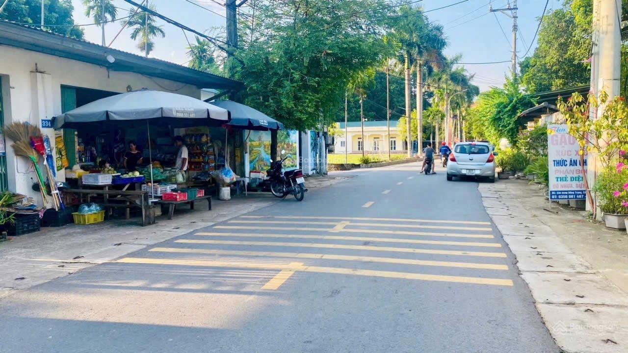 Bói đâu ra mảnh, đường kinh doanh, giá chỉ đầu 30tr/m2 , DT 235m MT 10m , đương 10M ,full thổ