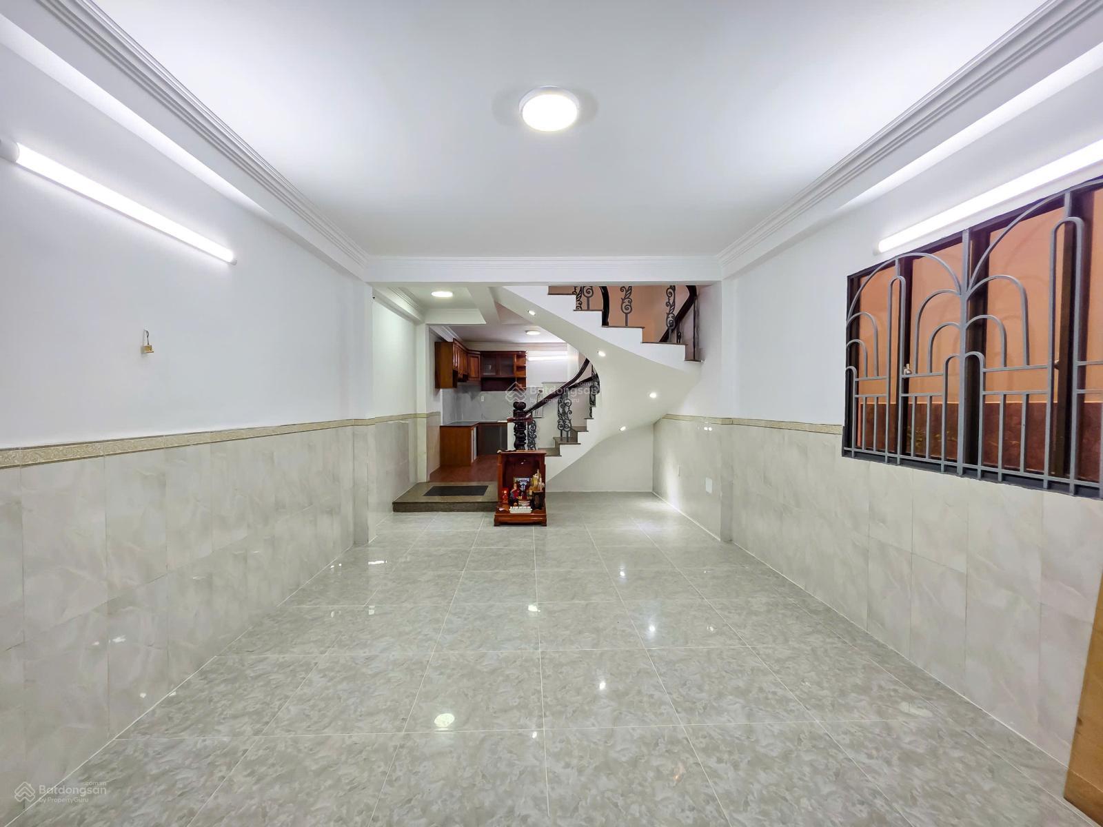 Chỉ 7,7 tỷ sở hữu ngay nhà hẻm 3 lầu Nguyễn Văn Quỳ Quận 7 | Sổ hồng riêng, vào ở ngay Chỉ 7,7 tỷ sở hữu ngay nhà hẻm 3 lầu Nguyễn Văn Quỳ Quận 7 | Sổ hồng riêng, vào ở ngay