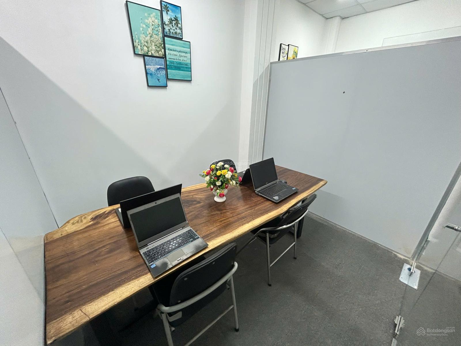 Văn phòng 5 bàn làm việc, trọn gói 4 triệu/th, phòng riêng tặng 01 bảng tên